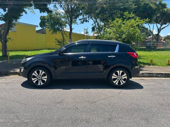 KIA SPORTAGE 2.0 EX 4X2 16V GASOLINA 4P AUTOMÁTICO KIA SPORTAGE 2.0 EX 4X2 16V GASOLINA 4P AUTOMÁTICO